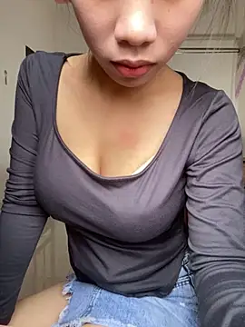 Snapshot of Baby-bigass chatting on December 16, 2025, 5:56 am Baby-bigass online show from December 16, 2025, 5:56 am