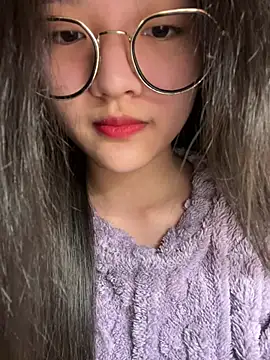 Krixxi22 online show from March 9, 2026, 4:44 pm