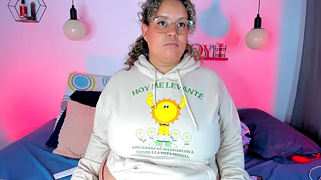 Snapshot of monicabbw_ chatting on February 28, 2025, 12:10 am monicabbw online show from February 28, 2025, 12:10 am