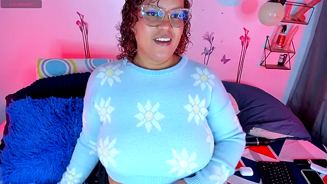 Snapshot of monicabbw_ chatting on September 23, 2025, 12:46 am monicabbw online show from September 23, 2025, 12:46 am