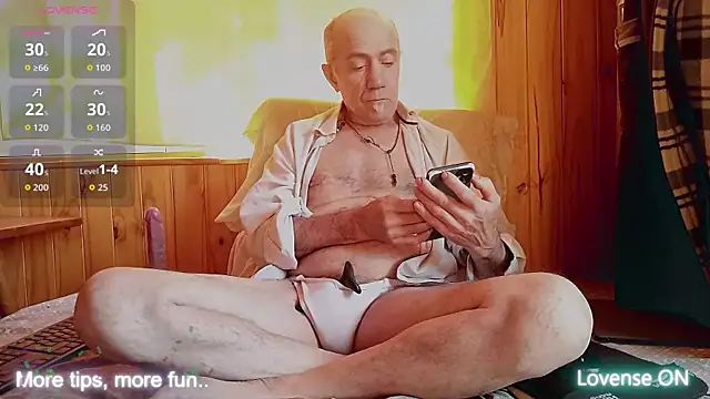 Snapshot of papifacu chatting on October 19, 2025, 12:17 pm papifacu online show from October 19, 2025, 12:17 pm