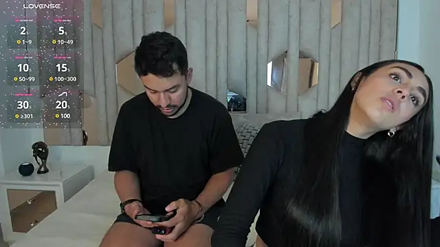 Snapshot of 1m_valery chatting on December 24, 2024, 2:33 pm 1m valery online show from December 24, 2024, 2:33 pm