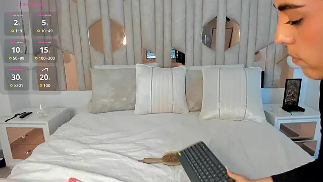 Snapshot of 1m_valery chatting on March 10, 2025, 4:14 pm 1m valery online show from March 10, 2025, 4:14 pm