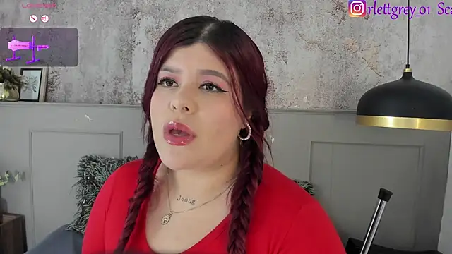 Snapshot of Scarlett_grey1 chatting on December 15, 2024, 5:56 am Scarlett grey1 online show from December 15, 2024, 5:56 am