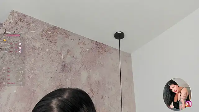 Snapshot of Scarlett_grey1 chatting on February 15, 2025, 11:39 am Scarlett grey1 online show from February 15, 2025, 11:39 am