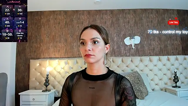 MeganLorensx online show from June 3, 2026, 9:20 pm