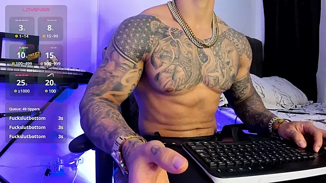 Snapshot of Aron_Dark chatting on March 18, 2025, 2:04 pm Aron Dark online show from March 18, 2025, 2:04 pm