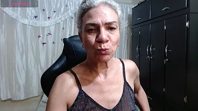 Giorgia xue53 online show from February 24, 2025, 2:19 am