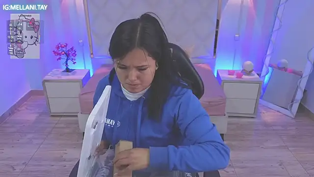 Mellani tay online show from March 5, 2026, 3:13 am