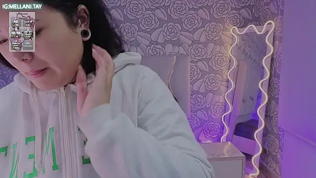 Mellani tay online show from March 12, 2026, 3:12 am