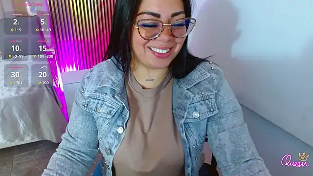 Snapshot of martinna_tay chatting on June 3, 2026, 3:09 am martinna tay online show from June 3, 2026, 3:09 am