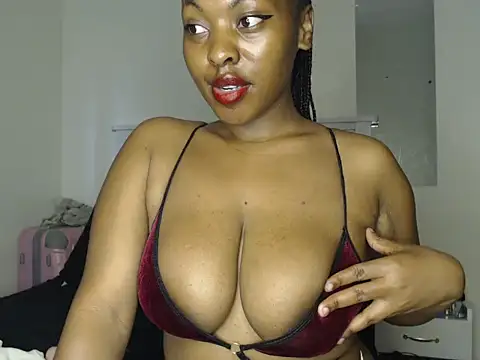 Snapshot of sweetice_02 chatting on January 11, 2025, 9:36 am sweetice 02 online show from January 11, 2025, 9:36 am