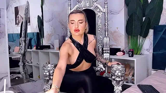 NightshadeIris online show from January 16, 2026, 9:46 am