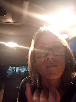 Snapshot of Timide_girl2 chatting on December 18, 2024, 2:49 pm Timide girl2 online show from December 18, 2024, 2:49 pm