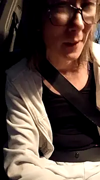 Snapshot of Timide_girl2 chatting on January 20, 2025, 1:21 pm Timide girl2 online show from January 20, 2025, 1:21 pm