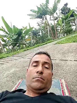 Snapshot of Janle_19c chatting on December 1, 2024, 8:53 pm Janle 19c online show from December 1, 2024, 8:53 pm