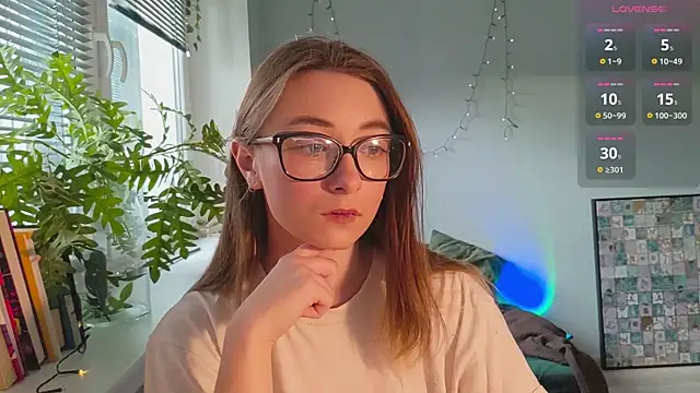 Snapshot of monlight__dana chatting on January 16, 2025, 12:53 pm monlight dana online show from January 16, 2025, 12:53 pm