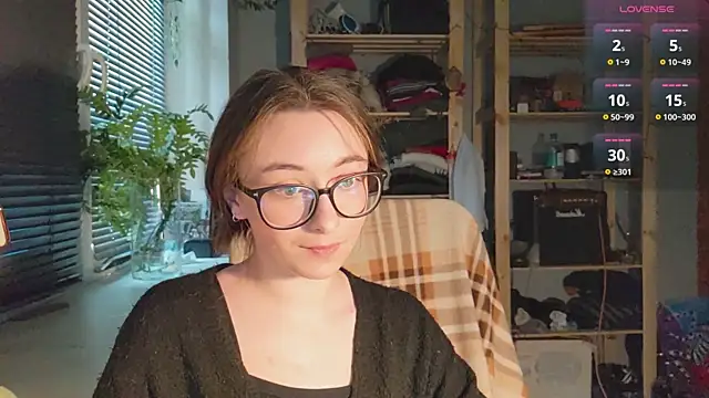 Snapshot of monlight__dana chatting on March 12, 2025, 12:57 pm monlight dana online show from March 12, 2025, 12:57 pm