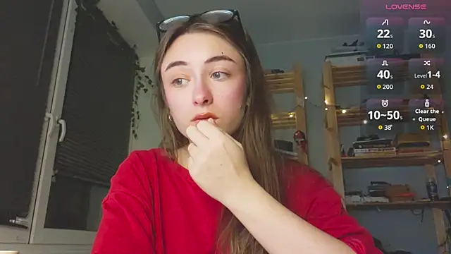 Snapshot of monlight__dana chatting on December 3, 2025, 11:58 pm monlight dana online show from December 3, 2025, 11:58 pm