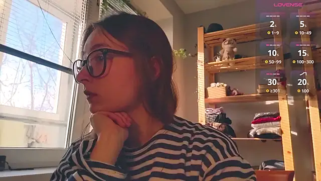 Snapshot of monlight__dana chatting on March 4, 2026, 1:50 pm monlight dana online show from March 4, 2026, 1:50 pm