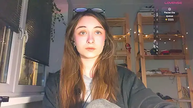 Snapshot of monlight__dana chatting on March 19, 2026, 6:45 pm monlight dana online show from March 19, 2026, 6:45 pm