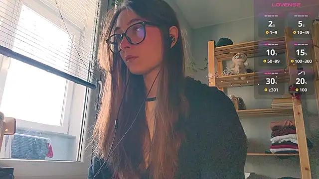 Snapshot of monlight__dana chatting on March 27, 2026, 8:20 am monlight dana online show from March 27, 2026, 8:20 am