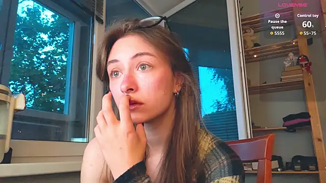 Snapshot of monlight__dana chatting on June 20, 2026, 7:38 pm monlight dana online show from June 20, 2026, 7:38 pm