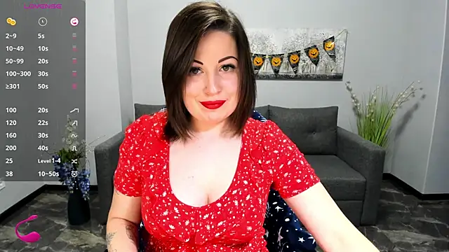 Snapshot of Emily_Midlton chatting on November 3, 2025, 1:56 pm Emily Midlton online show from November 3, 2025, 1:56 pm