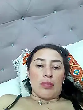 Snapshot of anita15love chatting on November 1, 2025, 1:51 am anita15love online show from November 1, 2025, 1:51 am