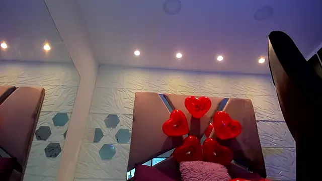 Snapshot of Charlotte_Ice1 chatting on February 17, 2025, 3:42 pm Charlotte Ice1 online show from February 17, 2025, 3:42 pm