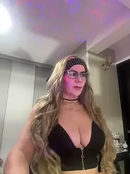 Snapshot of LARIANA_RIVERA23 chatting on February 12, 2025, 1:52 am LARIANA RIVERA23 online show from February 12, 2025, 1:52 am