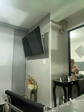 Snapshot of LARIANA_RIVERA23 chatting on February 18, 2025, 4:26 am LARIANA RIVERA23 online show from February 18, 2025, 4:26 am