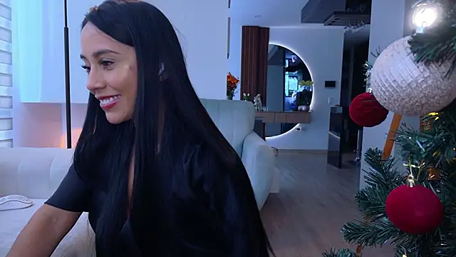 Snapshot of Miarouss3 chatting on November 26, 2025, 1:12 pm Miarouss3 online show from November 26, 2025, 1:12 pm