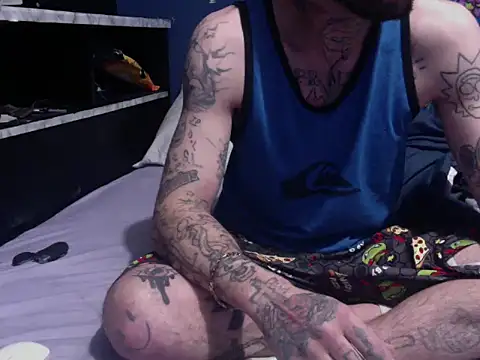 hungandtatted666 online show from May 1, 2026, 2:10 pm