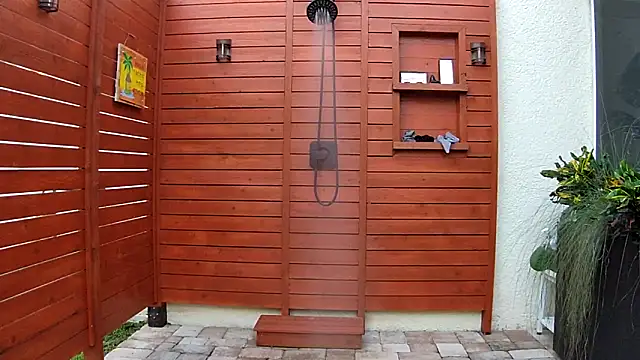 theclubist111 online show from September 24, 2025, 11:35 am