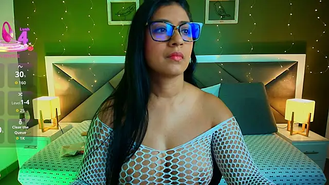 lisa casper online show from October 1, 2025, 7:42 pm