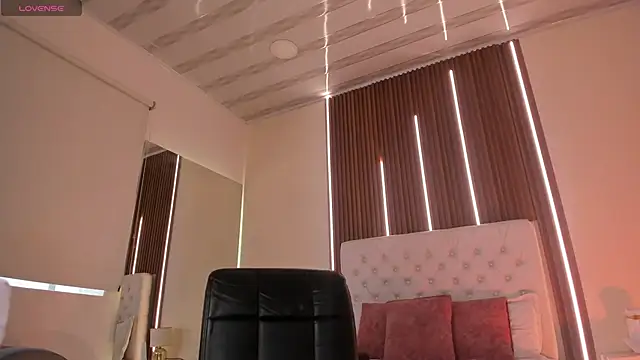 Snapshot of sweetty_paulina chatting on June 6, 2026, 1:38 pm sweetty paulina online show from June 6, 2026, 1:38 pm