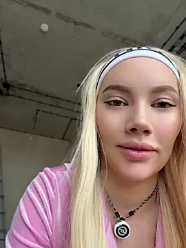 Bestie Online online show from June 15, 2026, 6:48 am