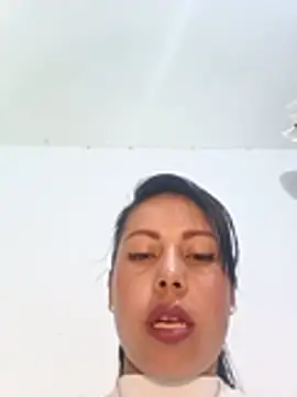  andrea30 online show from July 4, 2026, 6:52 am