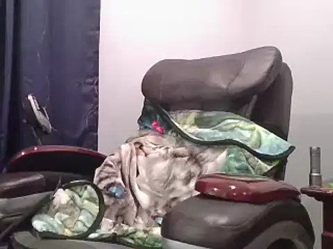 deepinnnnn online show from March 13, 2025, 6:26 am