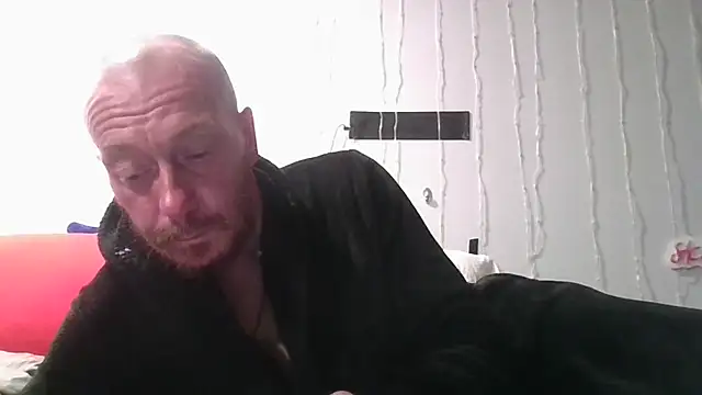 Snapshot of deepinnnnn chatting on June 20, 2026, 5:21 am deepinnnnn online show from June 20, 2026, 5:21 am