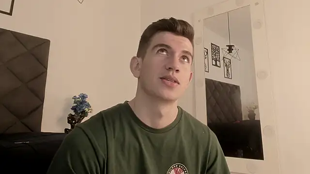 MikaelSlow online show from March 11, 2025, 7:26 am