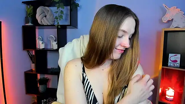 kenzie x online show from March 5, 2025, 8:43 am