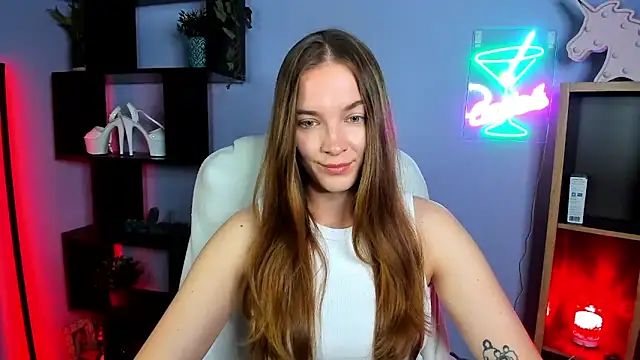 kenzie x online show from September 19, 2025, 4:25 am