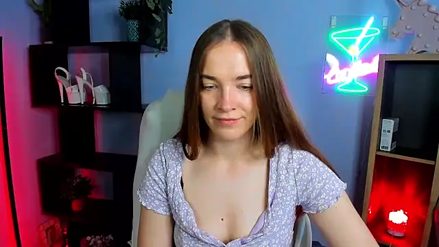 kenzie x online show from October 19, 2025, 6:36 am