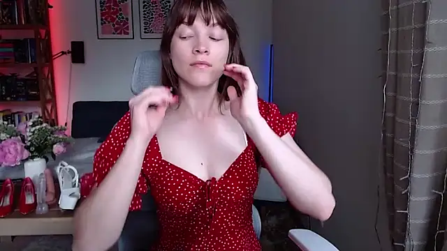 Snapshot of kenzie_x chatting on June 1, 2026, 6:26 am kenzie x online show from June 1, 2026, 6:26 am