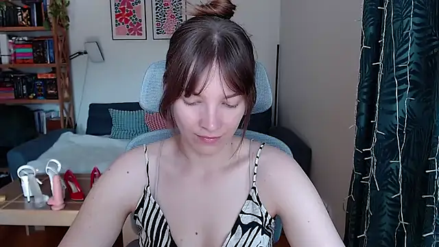Snapshot of kenzie_x chatting on June 25, 2026, 6:40 am kenzie x online show from June 25, 2026, 6:40 am