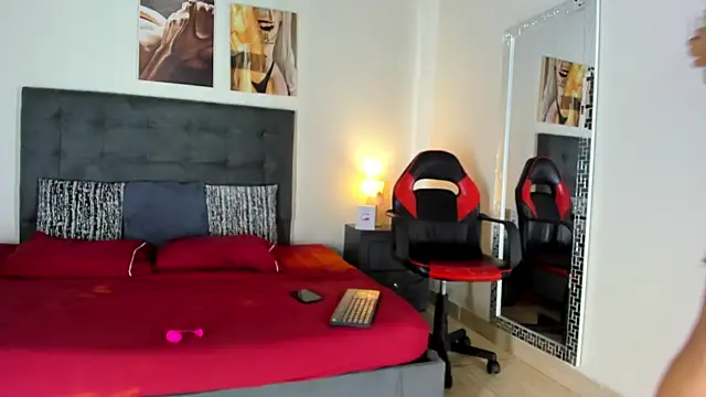 Snapshot of MarilynDavies chatting on February 8, 2025, 11:24 pm MarilynDavies online show from February 8, 2025, 11:24 pm