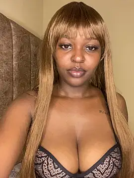 Snapshot of Sugar_plum44 chatting on February 1, 2026, 8:40 pm Sugar plum44 online show from February 1, 2026, 8:40 pm