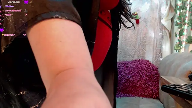 Snapshot of nicollejordan1 chatting on December 21, 2024, 6:19 am nicollejordan1 online show from December 21, 2024, 6:19 am